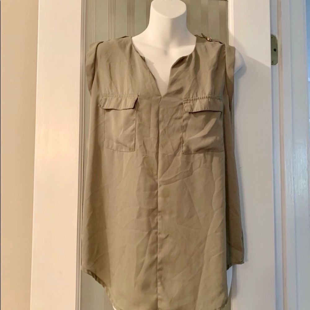 Mossimo Sage Blouse  - Picture 2 of 7
